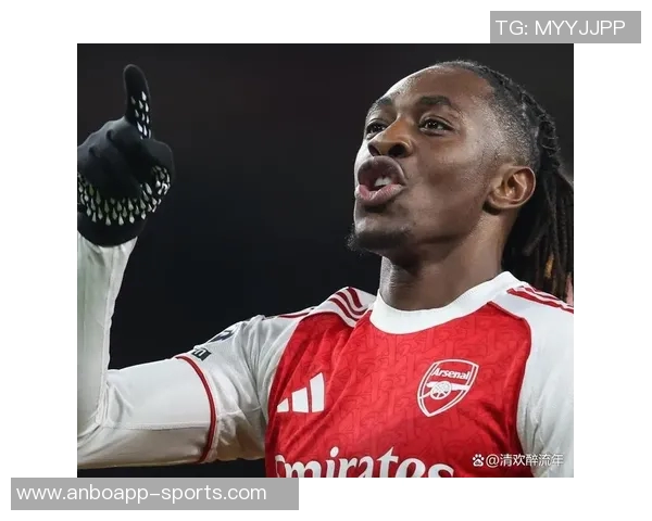 埃泽在北伦敦德比中上演帽子戏法创历史成就引发热议