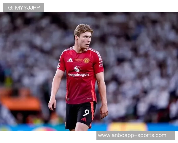 德天空报道霍村中场托乌姆库有望租借加盟荷尔斯泰因基尔球队